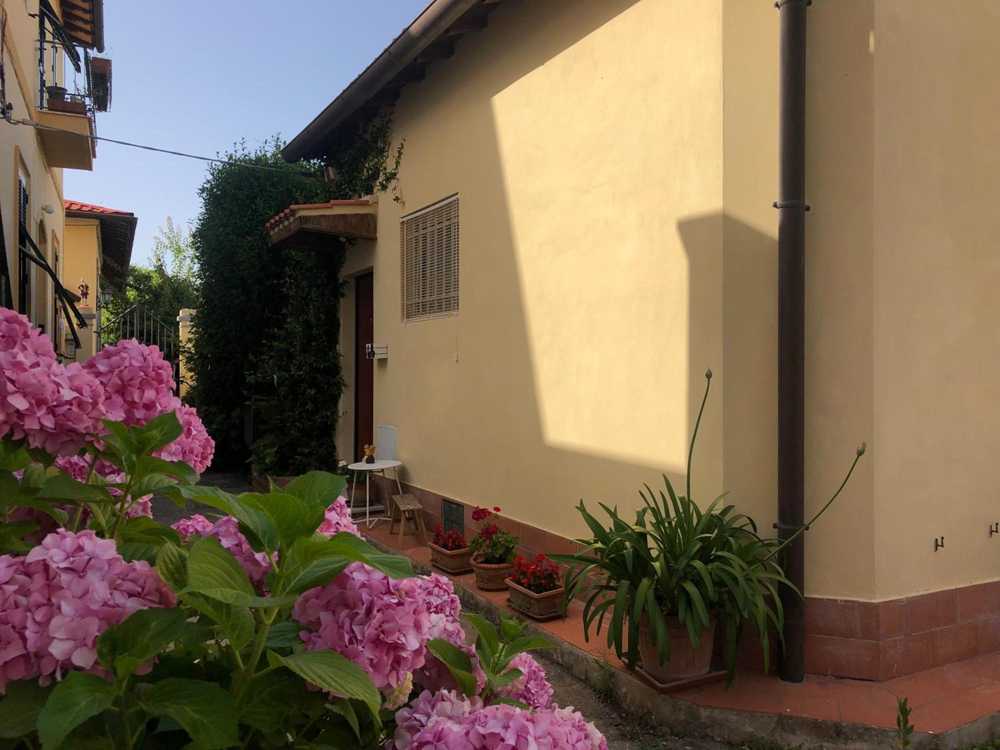 Ferienwohnung Casina Di Nina Livorno Exterior foto